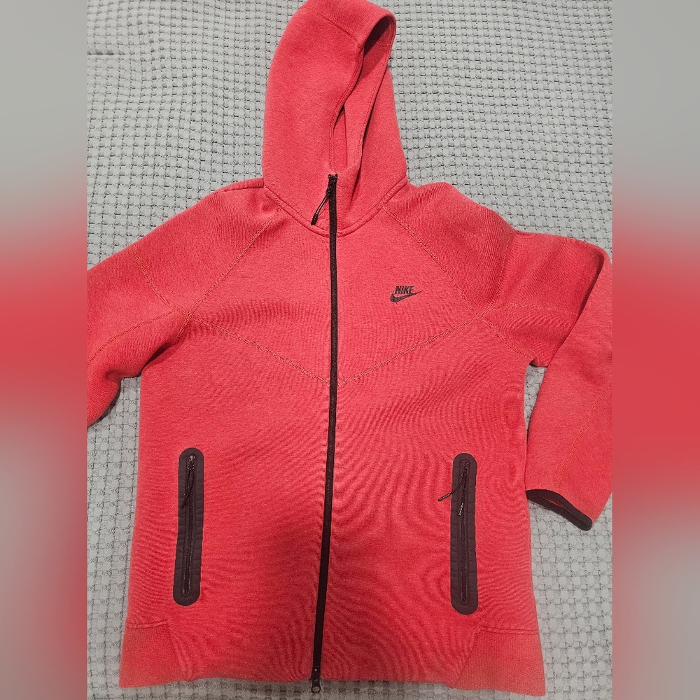 Nike Tech Fleece Zip-Up Hoodie Red Men’s Large 🔥